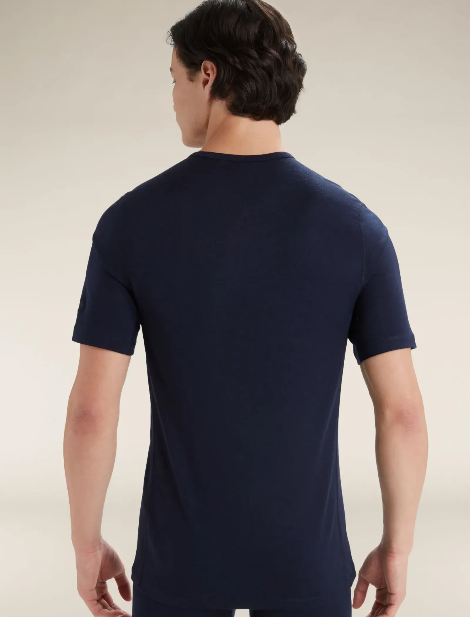 Men's Merino 200 Oasis Short Sleeve Crew Neck Thermal Top-Icebreaker New