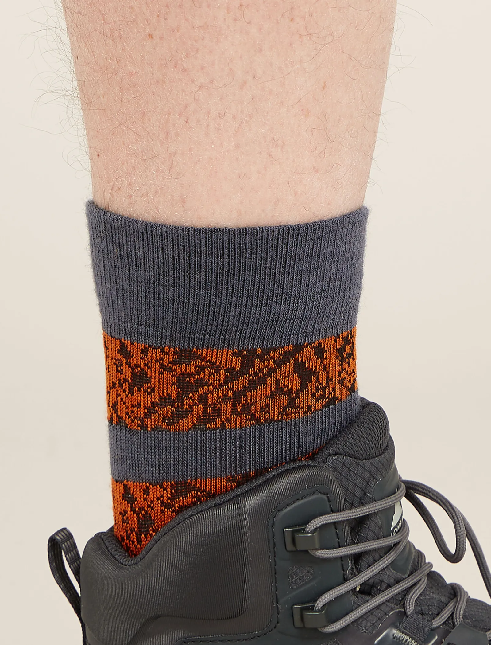 Icebreaker Men's Merino Hike+ Light Crew Natural Summit Socks Graphite/Blaze Cheap