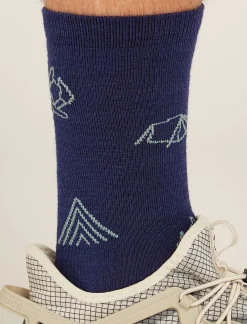 Icebreaker Men's Merino Lifestyle Ultralight Crew Socks Camp Essentials RoyalNavy/CloudRay New