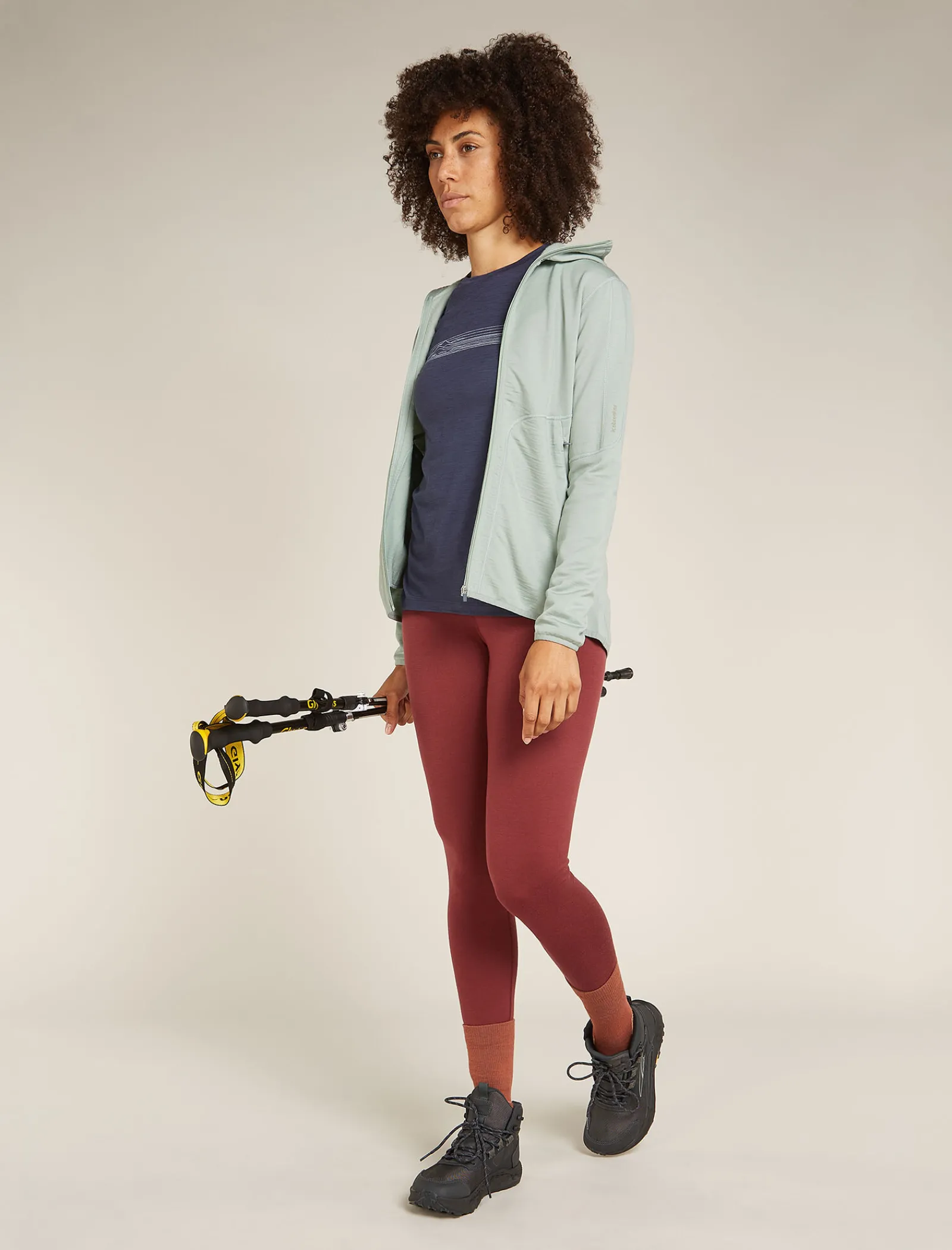 Icebreaker Women's Merino 150 Tech Lite Short Sleeve T-Shirt Camping Lines Graphite New